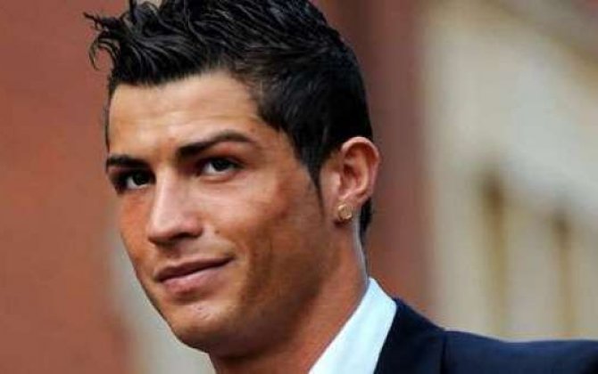 Aparıcı Ronaldonu “öldürdü” - Video