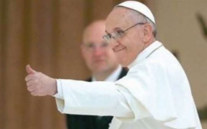Roma Papası narkotikin dadına baxmağa gedir 