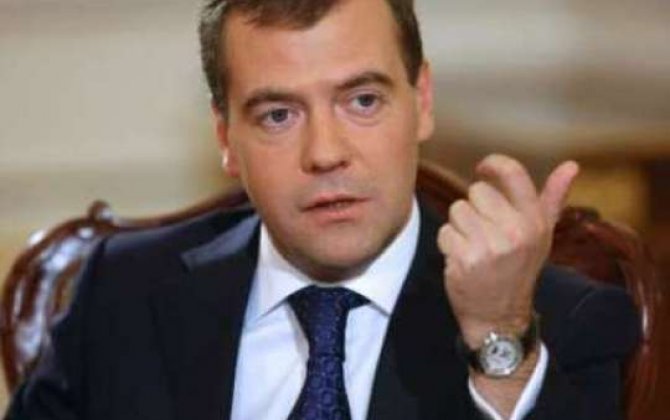 Medvedevin Davudoğluna cavabı gecikmədi 