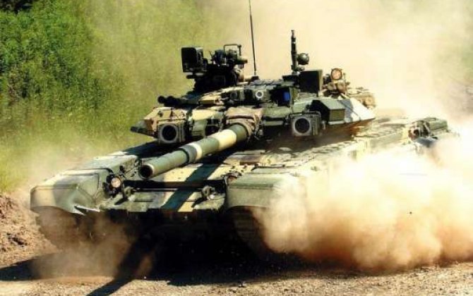 İran Rusiyadan T-90 tankı alır 