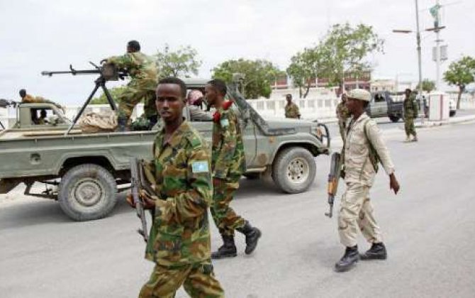 Somalidə hərbi bazaya hücum zamanı 15 əsgər öldürülüb 