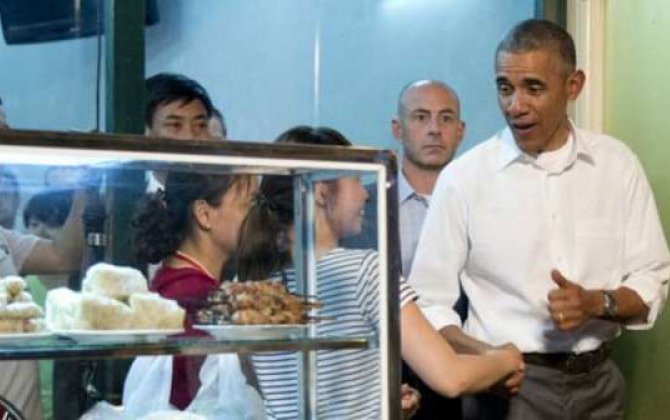 Obamanın 6 dollarlıq şam yeməyi  -Foto