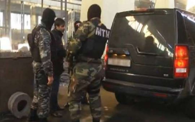 MTNsayağı humanizm:  “Pul hər şey deyil, arada qadın da lazımdır”x9d