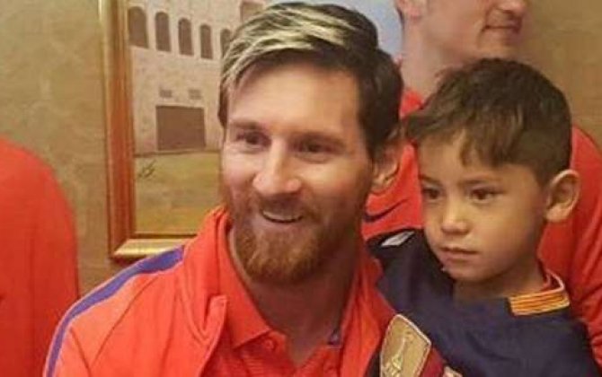 Lionel Messi internetdə məşhurlaşan əfqanıstanlı oğlan ilə görüşüb 