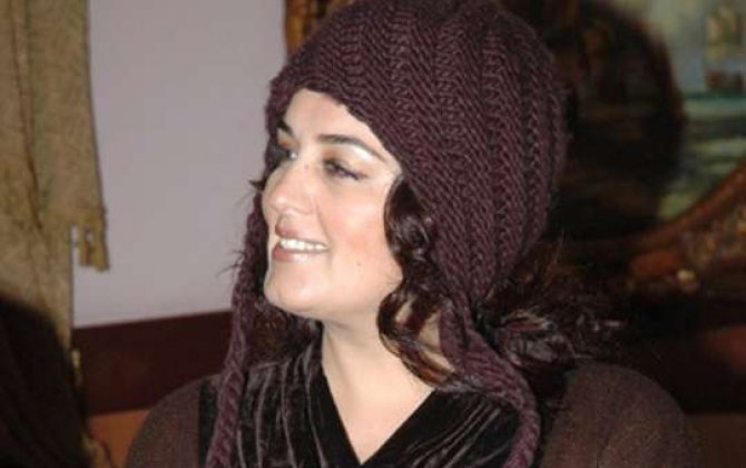 Seyidcahan yazsa neçə ballada, gedən gəlməz ha ismarıc yolla da... 
