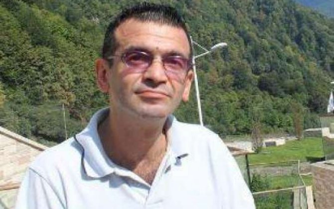 Bloger Mehman Qələndərovun meyiti ailəsinə verildi 