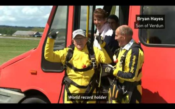 101 yaşlı kişi paraşütdən tullanaraq rekord qırdı  - VİDEO