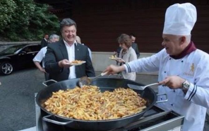 Trampın toyuq, Putinin balıq, Merkelin kabab, Saakaşvilinin Kiyev kotleti “sevgi