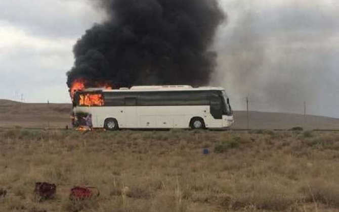 Qazaxıstanda 52 nəfər avtobusda yanaraq ölüb ”“  VİDEO