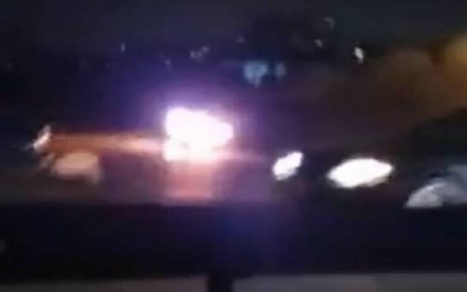 Aeroport yolunda maşın yandı, yolda tıxac yarandı  - Video+ Yenilənib