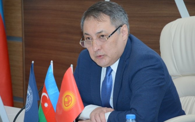Qırğızıstanlı diplomat UNEC-də
  -FOTOLAR