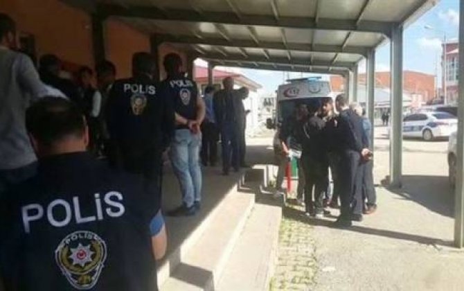 Türkiyədə seçki məntəqəsində atışma olub,  2 nəfər ölüb, 3-ü yaralandı