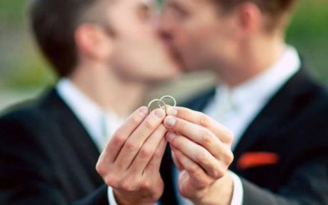 70 min homoseksual cütlük evləndi - FOTO