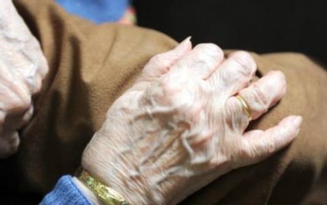 102 yaşlı qadın 92 yaşlı otaq yoldaşını vəhşicəsinə öldürdü - DƏHŞƏT...
