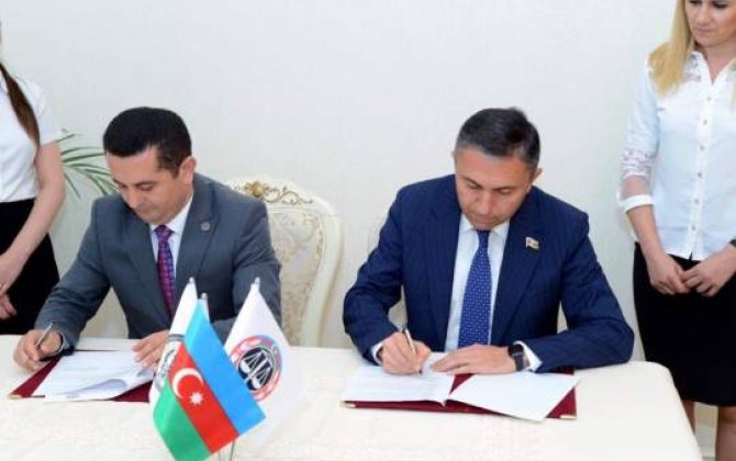Deputat ilə Vəkillər Kollegiyası Sumqayıt Regional Vəkil Bürosu arasında memorandum imzalandı 