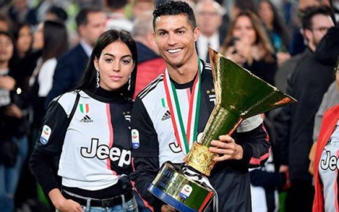 Ronaldo: “Sevgilim futbolla bağlı heç nə bilmir”