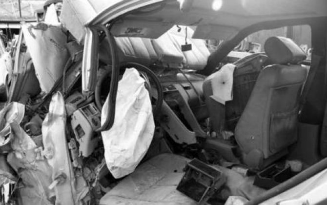 “Tofaş” “Opel”lə toqquşdu:  bir nəfər öldü