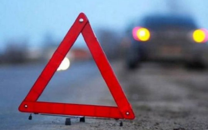 Goranboyda minik avtomobili yük maşını ilə toqquşub,  ölən var