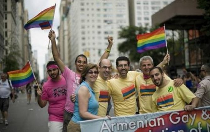 Ermənistan hakimiyyət nümayəndələri  homoseksualların  forumuna qatıldı...