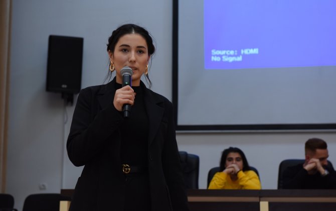 Azərbaycan Dillər Universitetinə “yeni rektor” seçildi
 