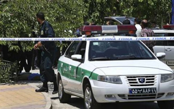 İranda hərbçi üç polisi güllələyib 