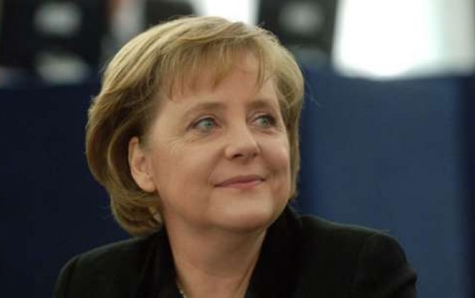 Angela Merkel karantindən çıxdı 