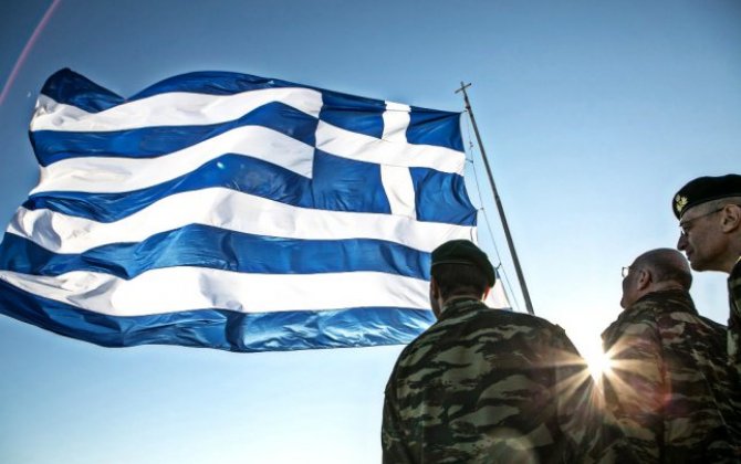 Армия Греции отложила учения
