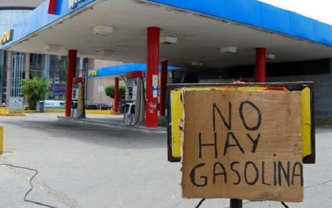İran ABŞ-a meydan oxudu,  Maduroya benzin çatdırmağa başladı
