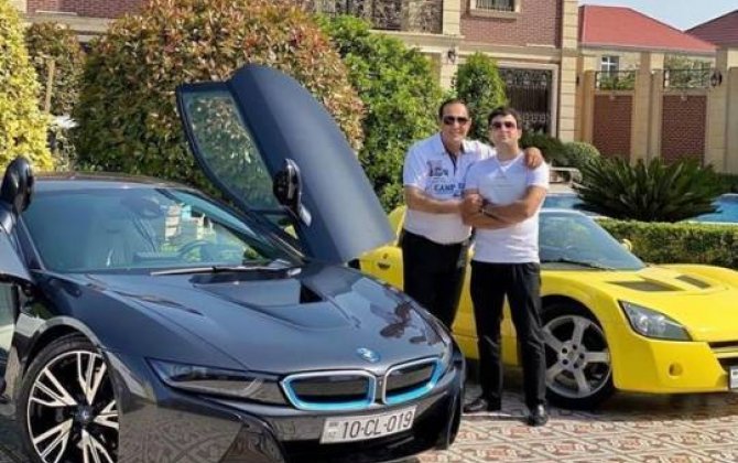 Manaf Ağayev oğluna aldığı lüks avtomobildən danışdı:  “Bahalı deyil, ucuzdur” - VİDEO