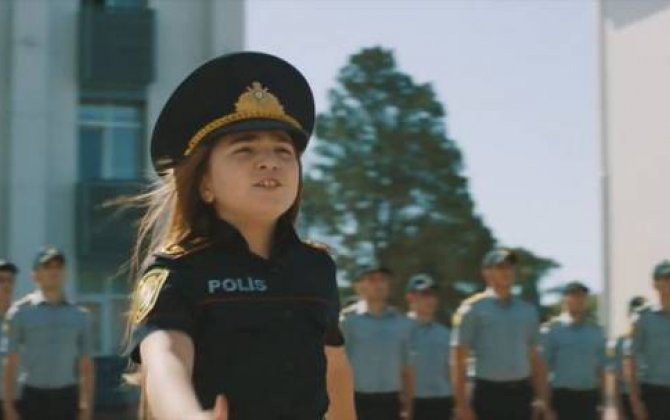 Azərbaycan Polisi Günü balacaların diqqətindən kənarda qalmadı -  VİDEO