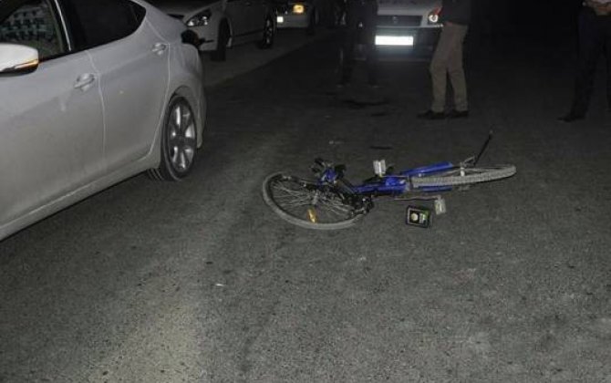 Binəqədidə velosipedçini avtomobil vurdu 