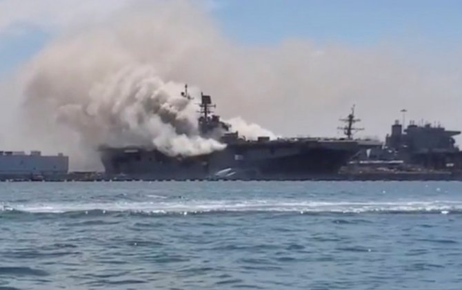 Взрыв и пожар произошел на военном корабле США: Пострадал 21 человек-(видео)