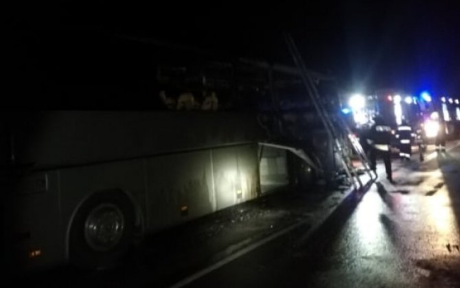 В Болгарии загорелся турецкий автобус с туристами