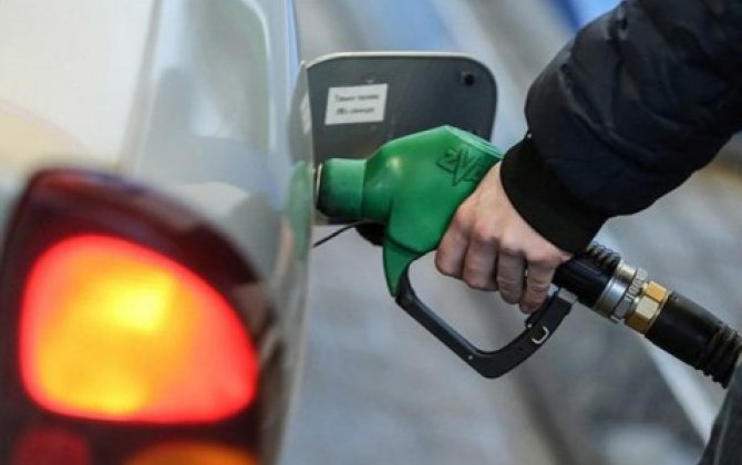 Бензин в Украине подешевел на 20-90 копеек