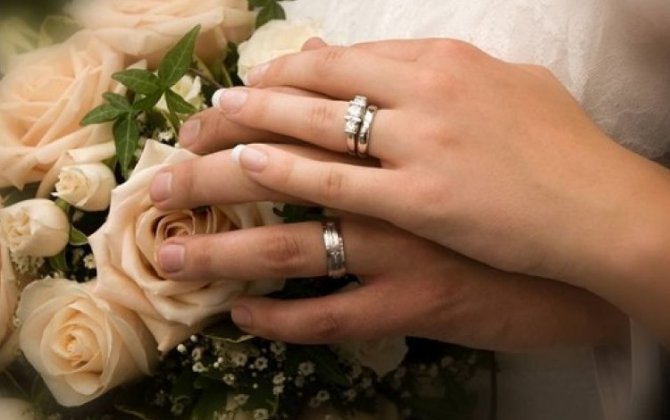 Обнародовано число зарегистрированных в прошлом месяце браков