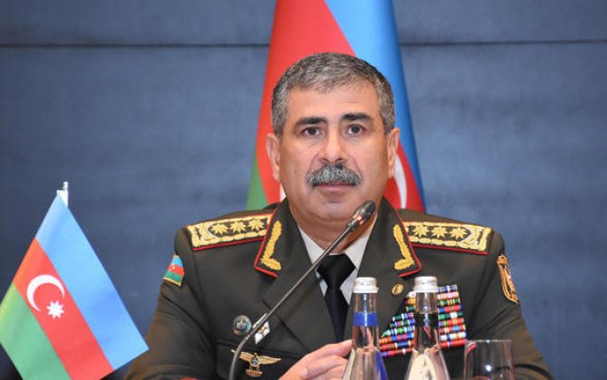 Министр обороны Азербайджана выразил соболезнование российскому коллеге