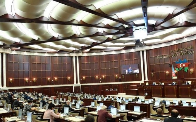 Обнародована повестка последнего заседания осенней сессии парламента Азербайджана