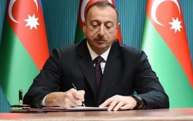 Ильхам Алиев подписал распоряжение о предоставлении Рагиму Шукюрову персональной пенсии Президента