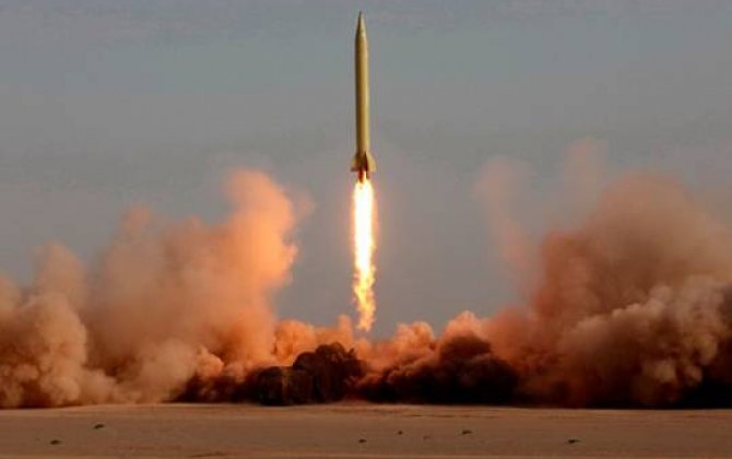 İran ABŞ-la gərginliyin artması fonunda ballistik raket təlimləri keçirir 