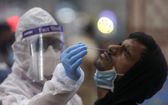 В Индии за сутки выявили более 10 тысяч случаев коронавируса
