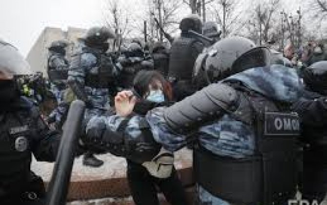 Более 1600 человек задержаны в нескольких городах России на акциях в поддержку Навального