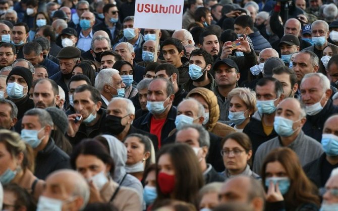 В Ереване автомобилисты протестуют против Пашиняна