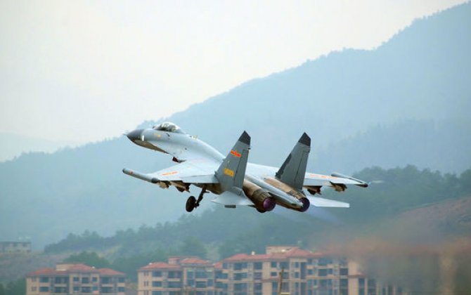 В США прокомментировали имитацию атаки ВВС КНР на американские авианосцы