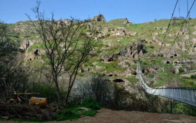 Азербайджанские военные заняли позиции возле села Хинзирак в Зангезуре