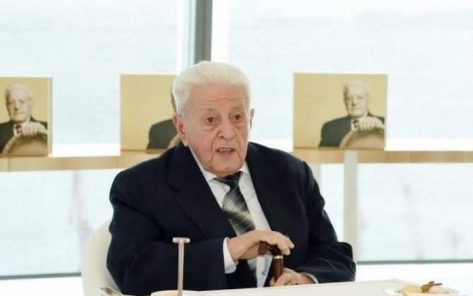 Народный артист Алибаба Мамедов отмечает свое 92-летие