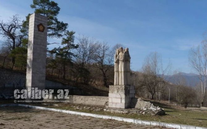 Şuşada ermənilər tərəfindən dağıdılmış memorial kompleks bərpa olunur - FOTO/VİDEO