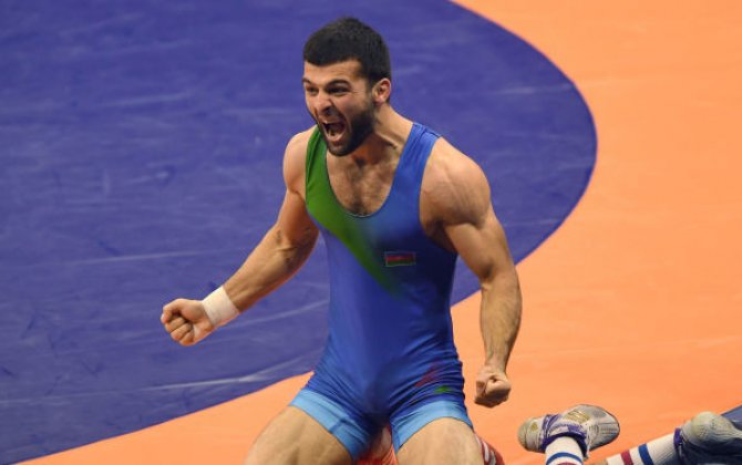 Азербайджанский борец победил армянина
