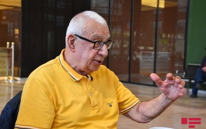 “Anam atamı çox məşhur bir müğənni ilə yataq otağında tutmuşdu” - Süleyman Rüstəmin oğlu