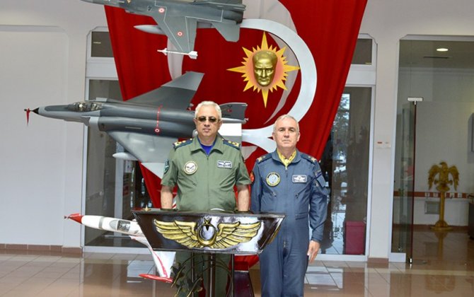 Azərbaycan Hərbi Hava Qüvvələrinin komandanı Türkiyəyə gedib - FOTO
