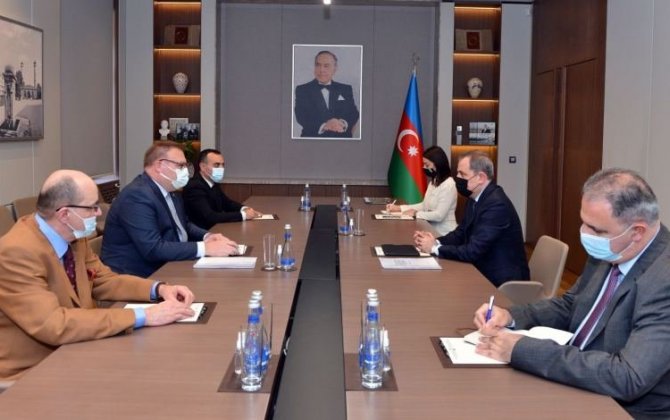 Имеются благоприятные возможности для расширения сотрудничества с Монтенегро – глава МИД Азербайджана